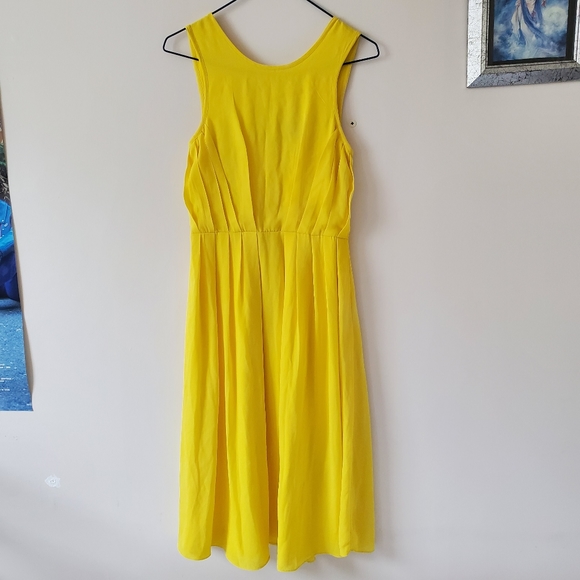 Beautiful Yellow Topshop dress - Picture 2 of 4